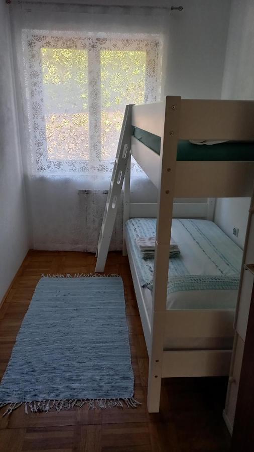 Apartma Nona Roza Zgornje Skofije Exterior photo